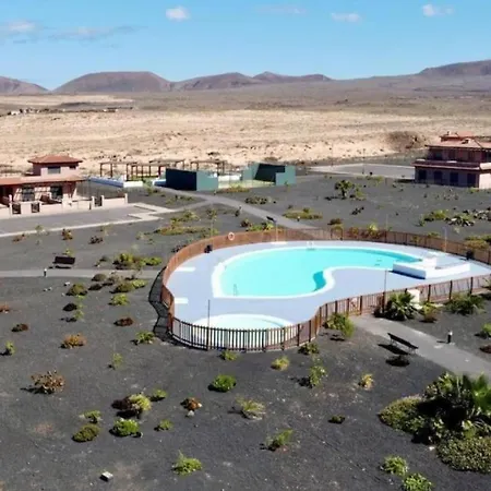 בית נופש Miraki Fuerteventura Surf Relax